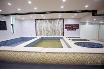 Weihai Happy Hot Spring Hotel Екстериор снимка