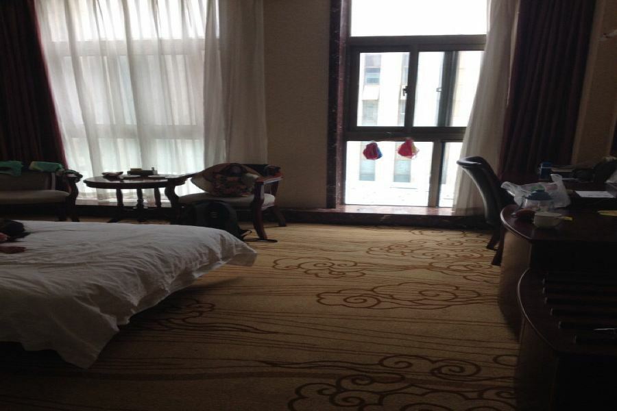 Weihai Happy Hot Spring Hotel Екстериор снимка